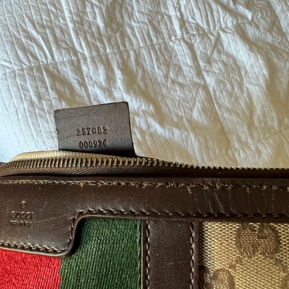 Authentic Gucci crossbody bag - Picture 4 of 7